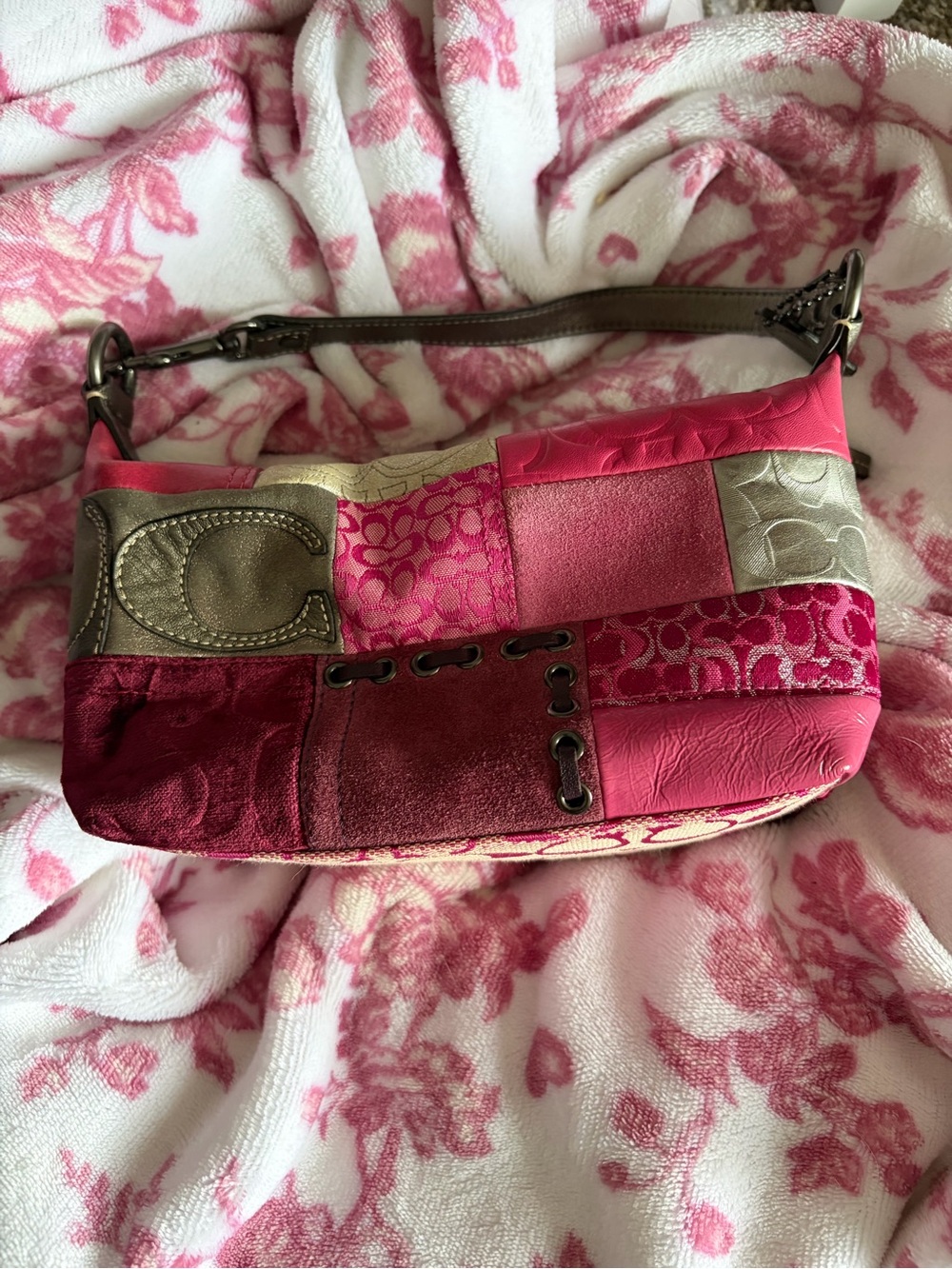 coach pink patchwork - Picture 4 of 7